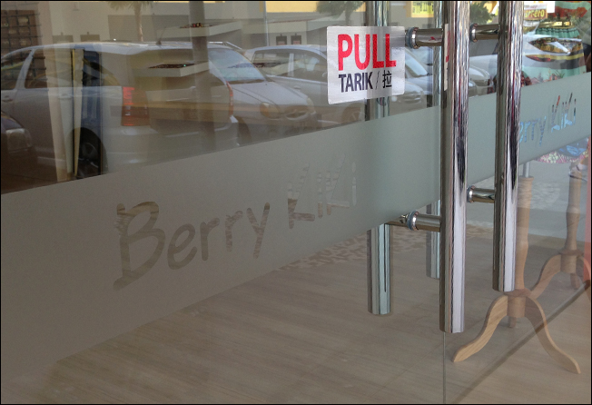 Berry Kiki Glass Door Sticker